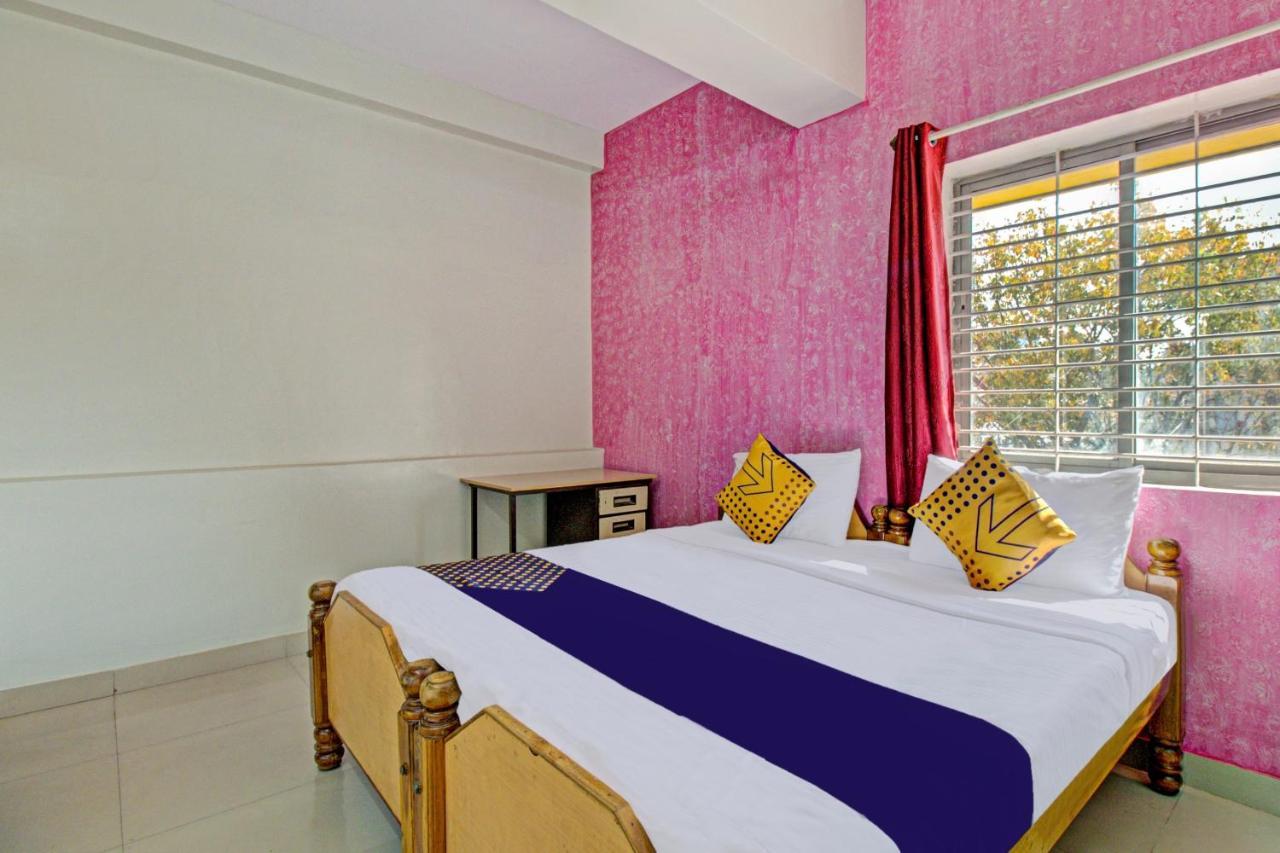 Spot On A Class Suites Near Hare Krishna Hill Bangalore Exterior foto